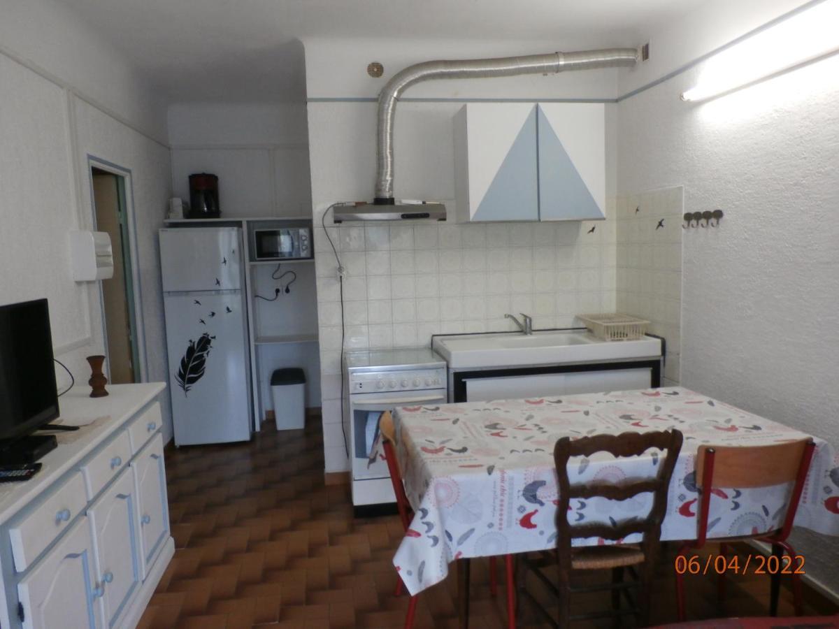 Location Dans Un Mas Avec Piscine Et Parking Apartment Argeles-sur-Mer Exterior photo